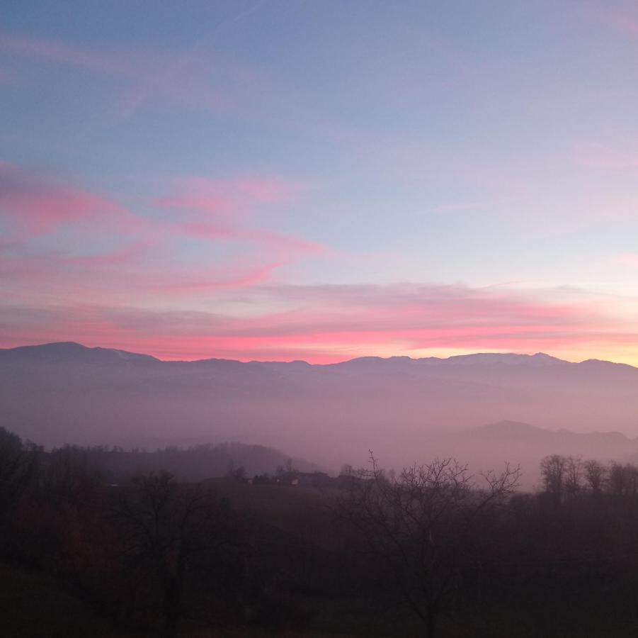 Bed and Breakfast Casale Monte Valestra Bebbio Zewnętrze zdjęcie