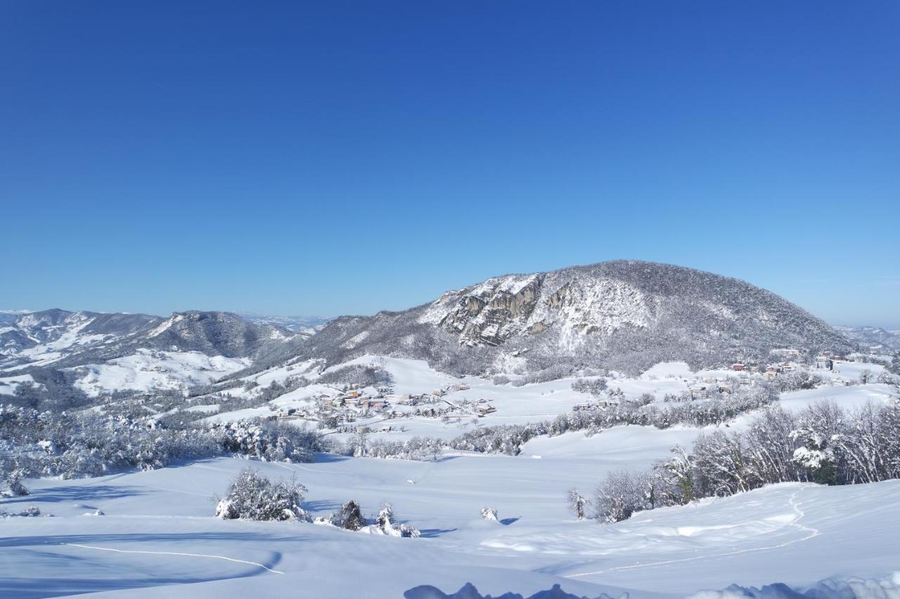 Bed and Breakfast Casale Monte Valestra Bebbio Zewnętrze zdjęcie